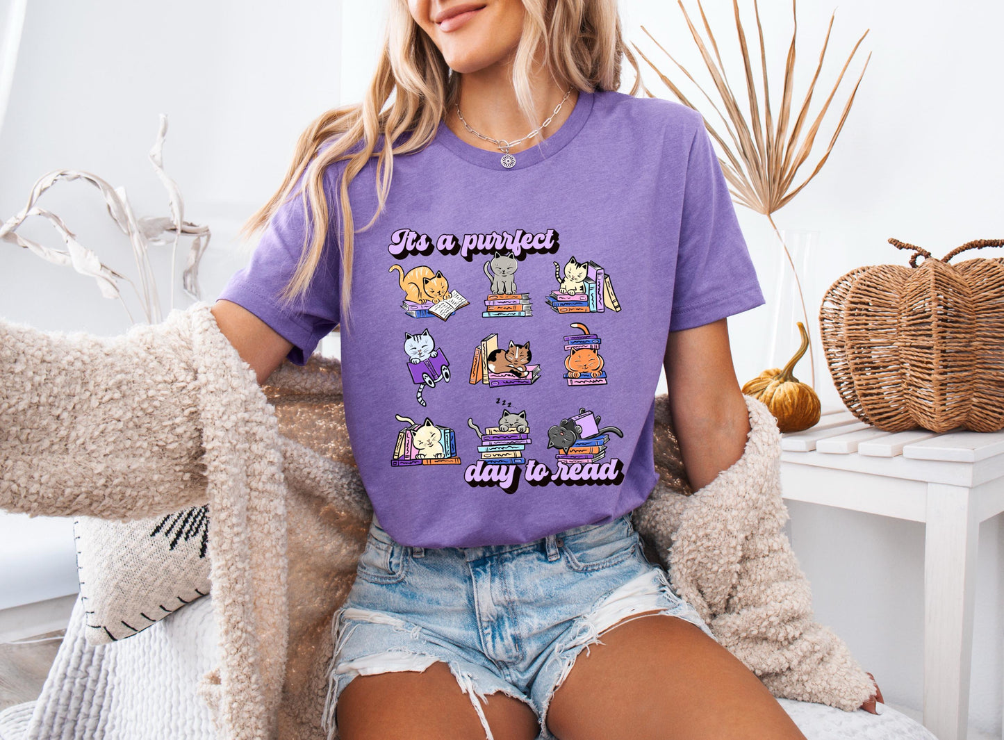 Bookish cats - it’s a purrfect day to read- Book Tee, Reading Shirt, Book Lover T-shirt | bookish gifts | book merch | apparel | tshirts