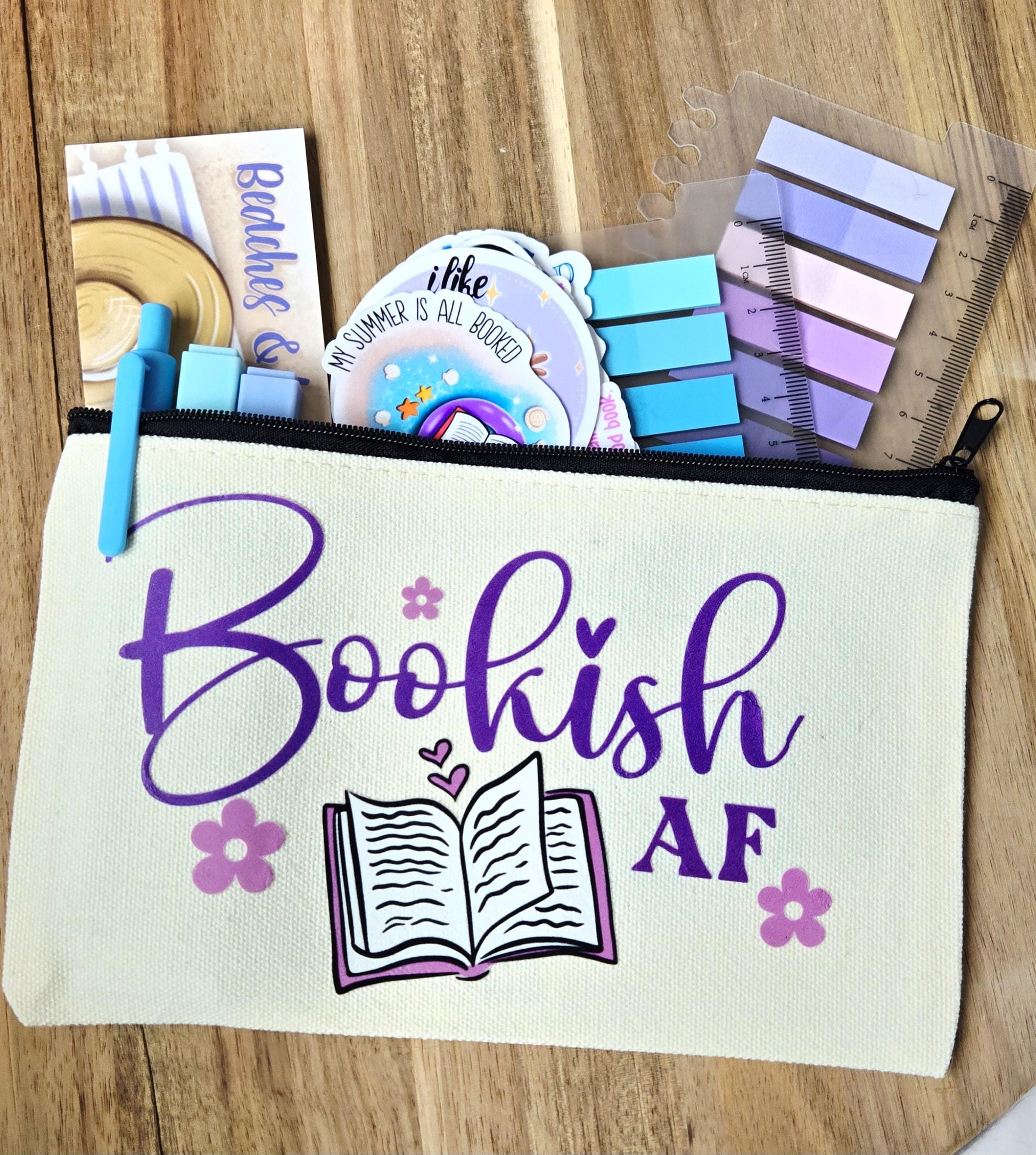 Book Lover gift set - Annotating kit | books | bookish merch | highlighter | stationery kit | bookish gifts | annotation | tabs | Pouch