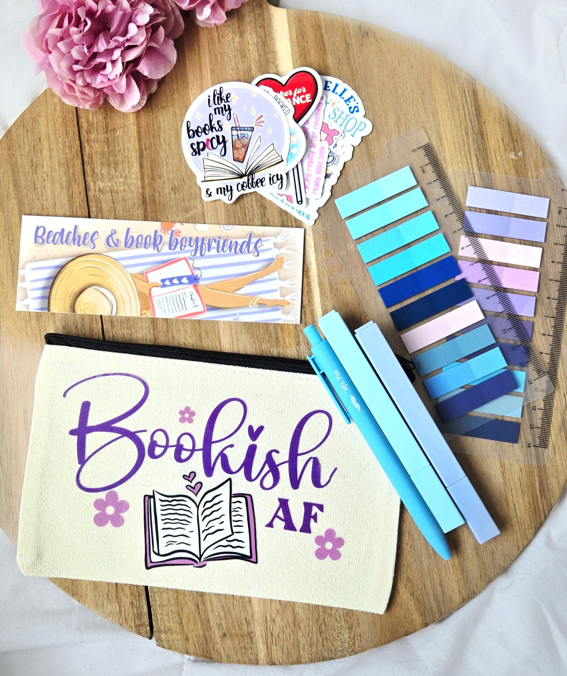 Book Lover gift set - Annotating kit | books | bookish merch | highlighter | stationery kit | bookish gifts | annotation | tabs | Pouch